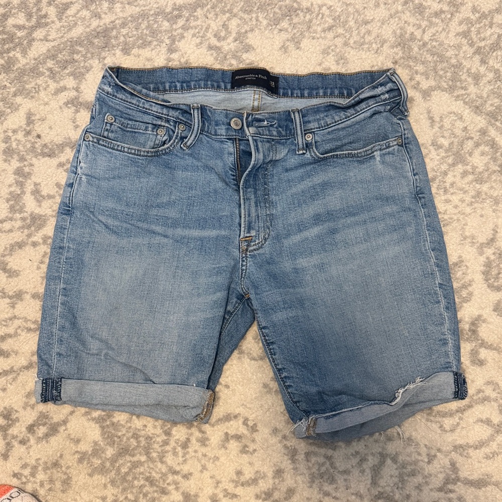 Men’s Abercrombie & Fitch Denim Shorts Sz 33